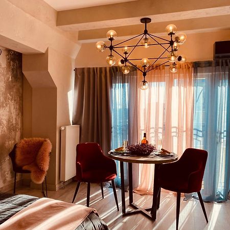 Studio Lux Loft On Victory Street In The City Center Виниця Екстериор снимка