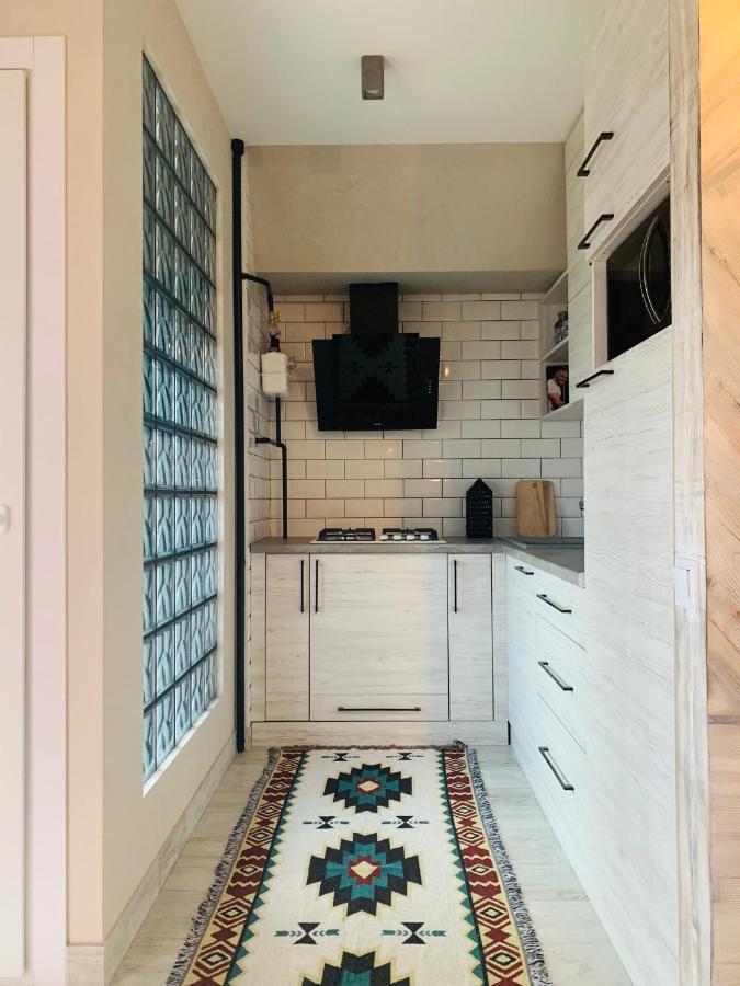 Studio Lux Loft On Victory Street In The City Center Виниця Екстериор снимка